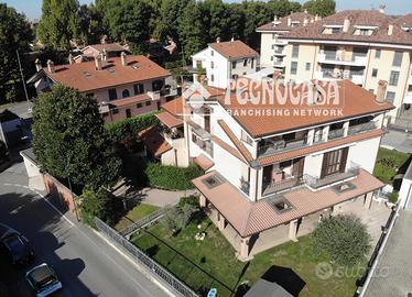 4 LOCALI A BAREGGIO