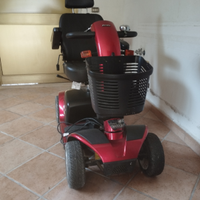 Scooter elettrico per anziani