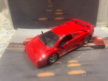 Lamborghini diablo scala 1/18 maisto rossa