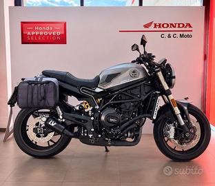 Benelli Leoncino 800