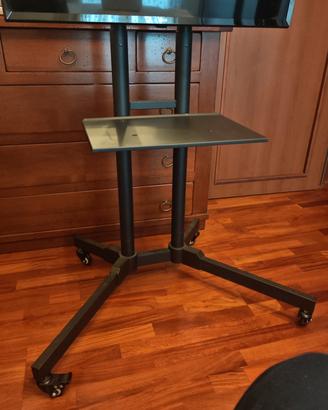 TV LG 32 pollici con portatelevisore con ruote 