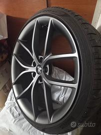Ruote complete Tesla Model 3 Performance