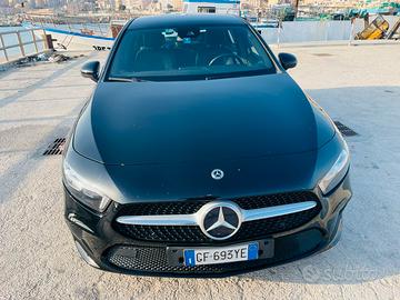 Mercedes classe A con gomme nuove