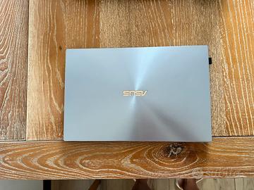 Asus zenbook 14 UM431D Ryzen5