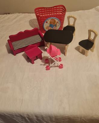 giochi bimba mobiletti casa bambole e cestino buci