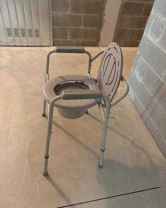 sedia comoda WC per anziani