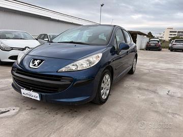 Peugeot 207 1.4 HDi 70CV 5p. XT