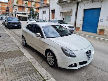 ALFA ROMEO Giulietta (2010-21) - 2015