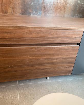 Mobile bagno sospeso