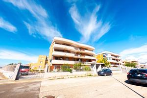 4 LOCALI A MANFREDONIA