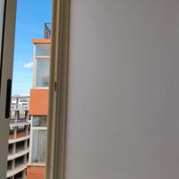 vetrata in PVC e vetro satinato 