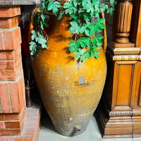 Anfore in terracotta pugliesi