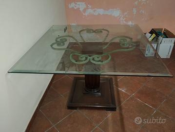Tavolo com vetro cristallo