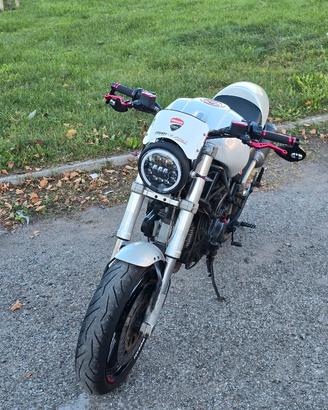 Ducati Monster 600 Dark '99 ASI Super Accessoriata