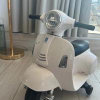 Vespa bimbo