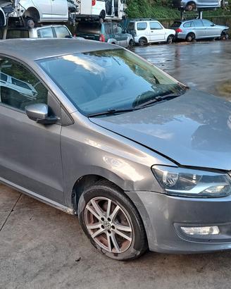 VW POLO 2014 SOLO PER RICAMBI