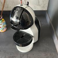 Macchina caffe Nescafe Dolce e gusto