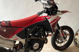 FANTIC 125 cc 4 T 2023