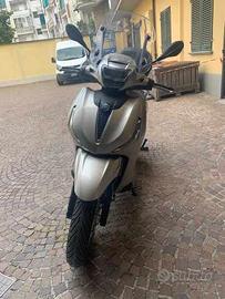 SCOOTER PIAGGIO BEVERLY 400