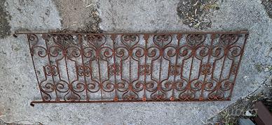 Parapetto in ferro vintage