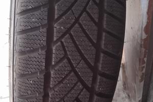 Gomme da neve con cerchi in acciaio