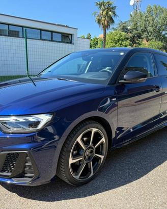 AUDI A1 SPB 30 TFSI S tronic S line edition LED