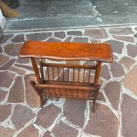 Porta giornali in legno