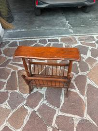 Porta giornali in legno