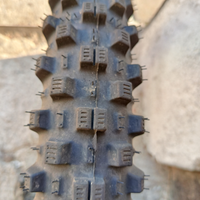 Pneumatico anteriore motocross