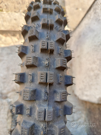 Pneumatico anteriore motocross