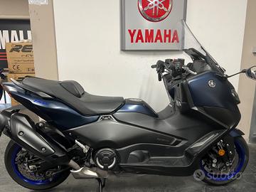 Yamaha T Max 560