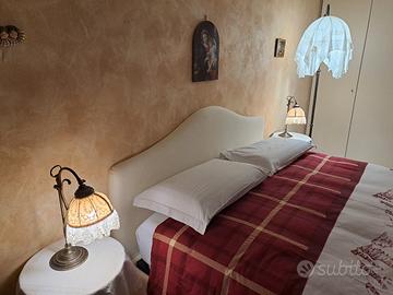 Piantana e lampade da comodino