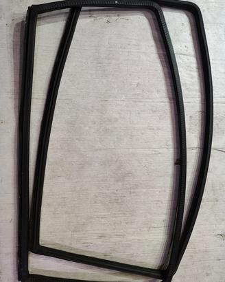 Coppia guarnizioni vetri compasso y10 autobianchi