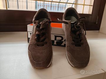 scarpe scamosciate Napapijri nuove