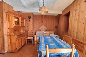 CASA SEMINDIPENDENTE A FOSSATO DI VICO