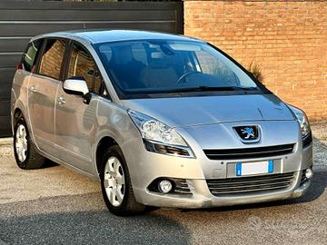 Peugeot 5008 1.6 HDi 112CV-7POSTI-GARANZIA-2012