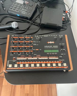 Jomox X-base 999