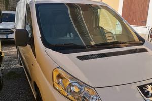 Furgone Peugeot jumy