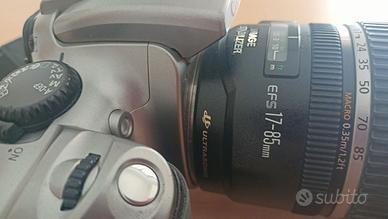 fotocamera digitale reflex