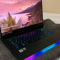 MSI GE66 RAIDER  i7 10875H  RTX 2070 SUPER - 1TB