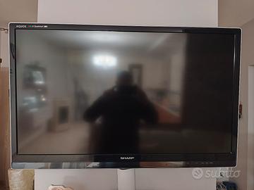 tv 43 pollici televisione Sharp 4 colori 3d led