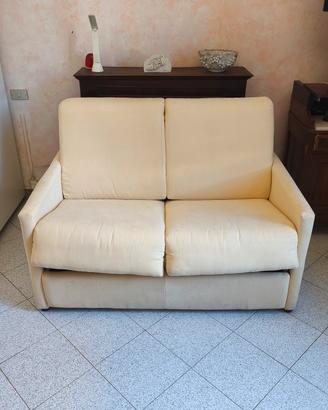 piccolo divano letto
