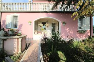 VILLA SINGOLA A CESENA