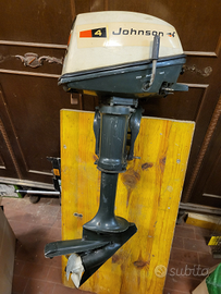 Motore fuoribordo Johnson 4 cv