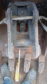 attacco rapido escavatore 