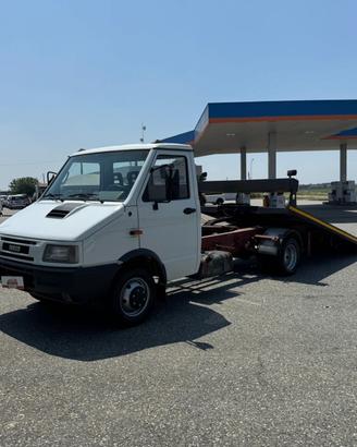 Iveco CARROATTREZZI