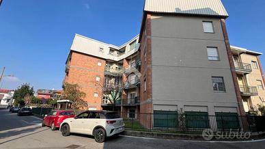 2 LOCALI A NOVATE MILANESE