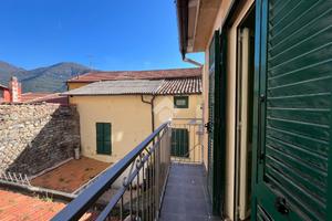 4 LOCALI A TAGGIA