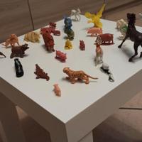 animaletti giocattolo in plastica 