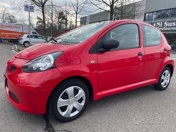 Toyota Aygo 1.0 12V VVT-i 5 porte *Neopatentati*So